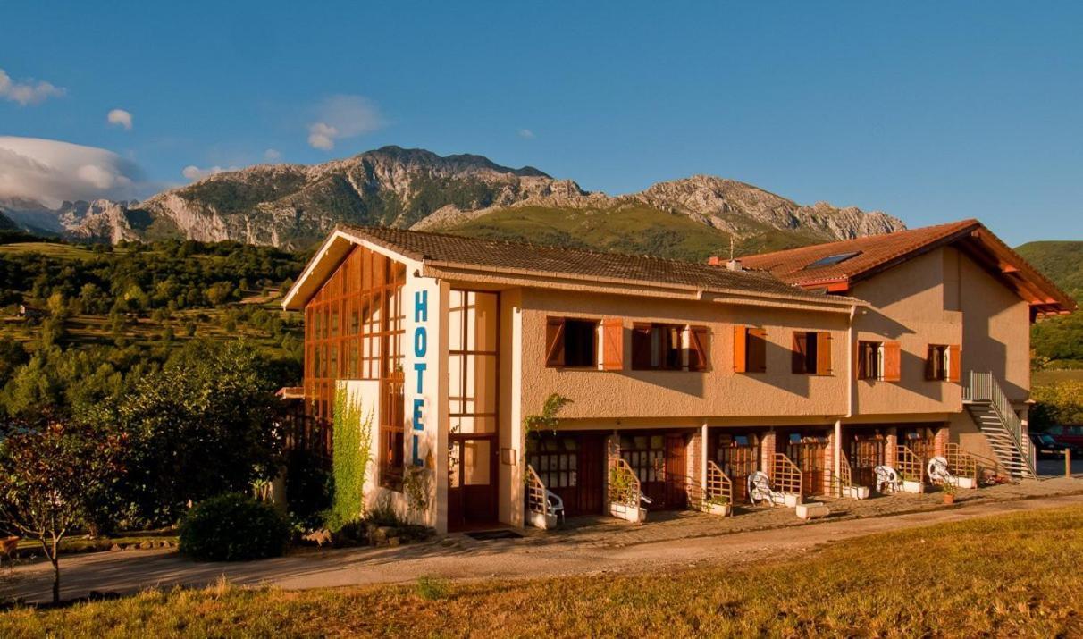Hotel Torrecerredo Arenas De Cabrales Εξωτερικό φωτογραφία
